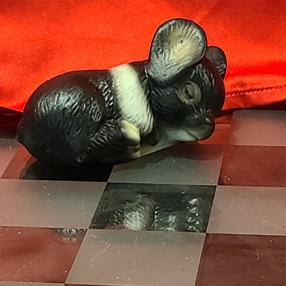 Little piglet knick knack for sale - Picture 1 of 12